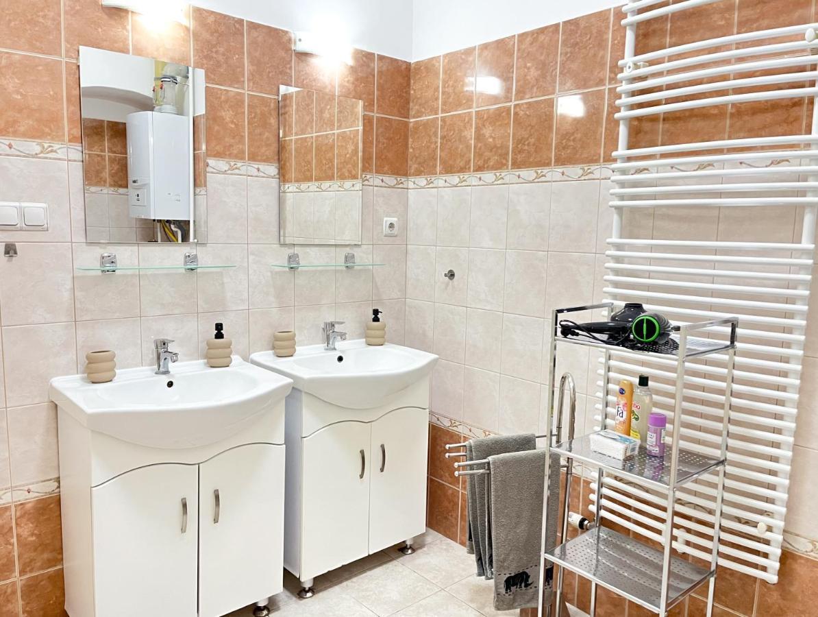 Majestic Residency - 3 Bedrooms Apartment Budapest Eksteriør bilde