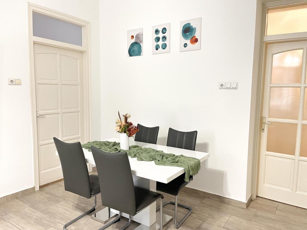 Majestic Residency - 3 Bedrooms Apartment Budapest Rom bilde